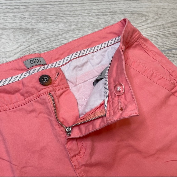 BKE Buckle Corral 5” Inseam Mid Rise Chino Flat Front Shorts Women’s Size 31 - Picture 7 of 11